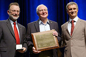 Quantum Design Co-Founder Dr. Michael Simmonds Receives the 2016 IEEE Award